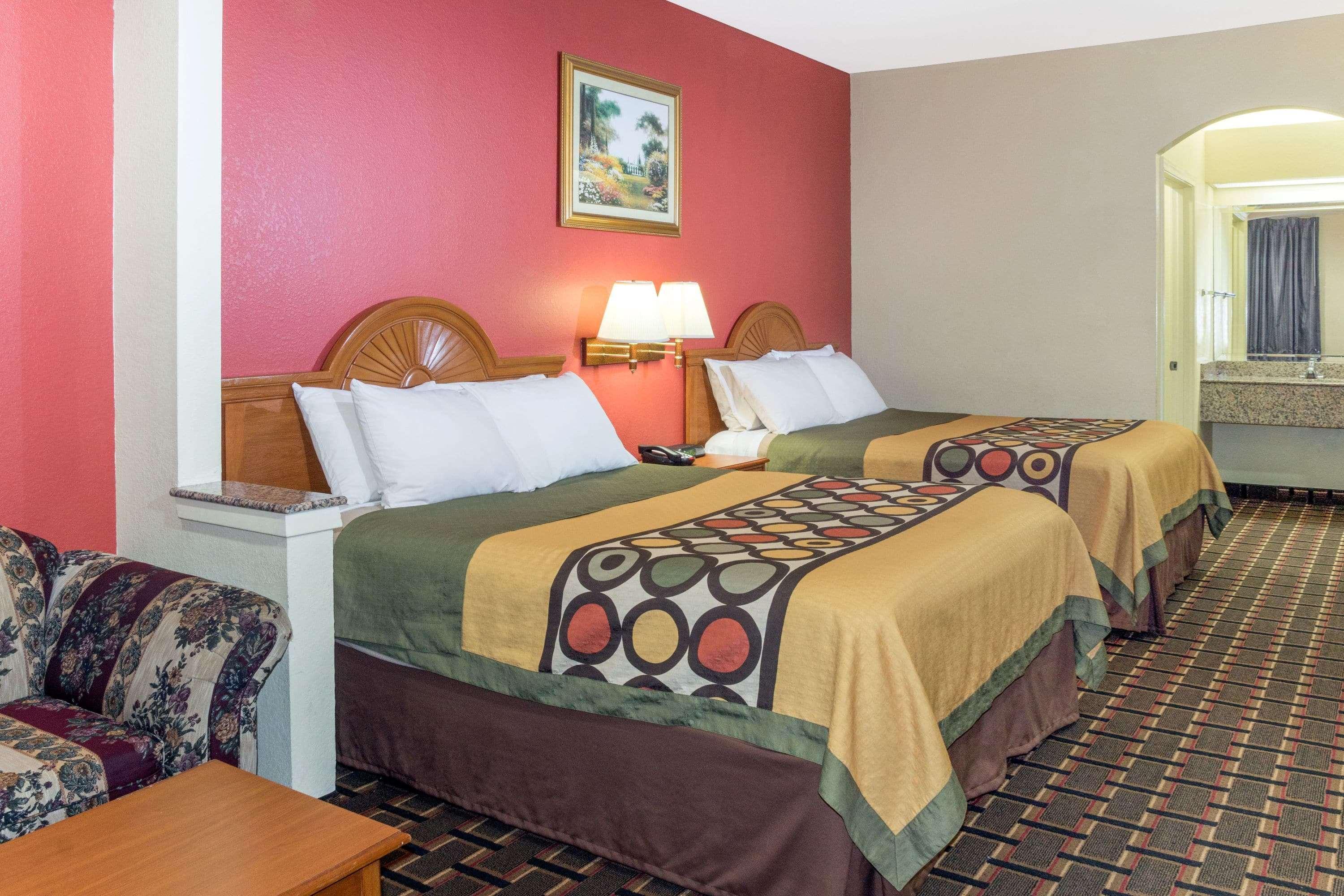 Super 8 By Wyndham Stafford Sugarland Area Hotell Eksteriør bilde